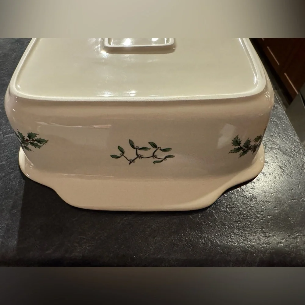 Spode Christmas Tree Rectangular Handled Dish - Picture 3 of 5